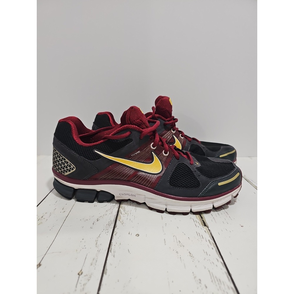 Nike Livestrong Snaekes Size 12